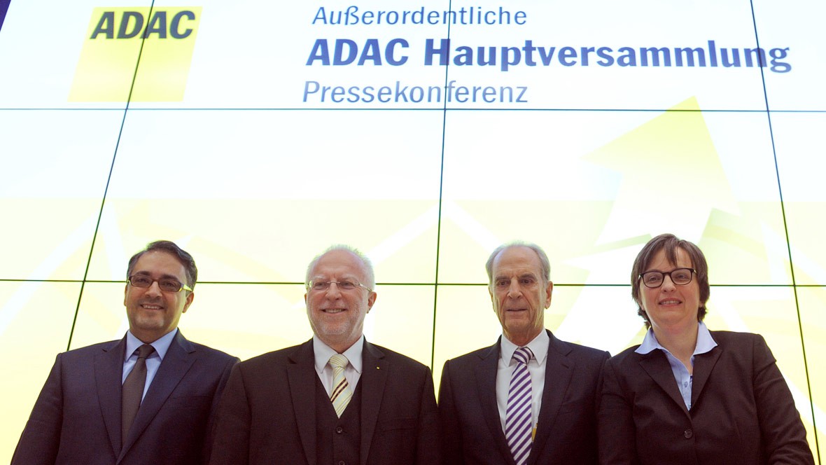 hauptversammlung adac kämpft um vereinsstatus