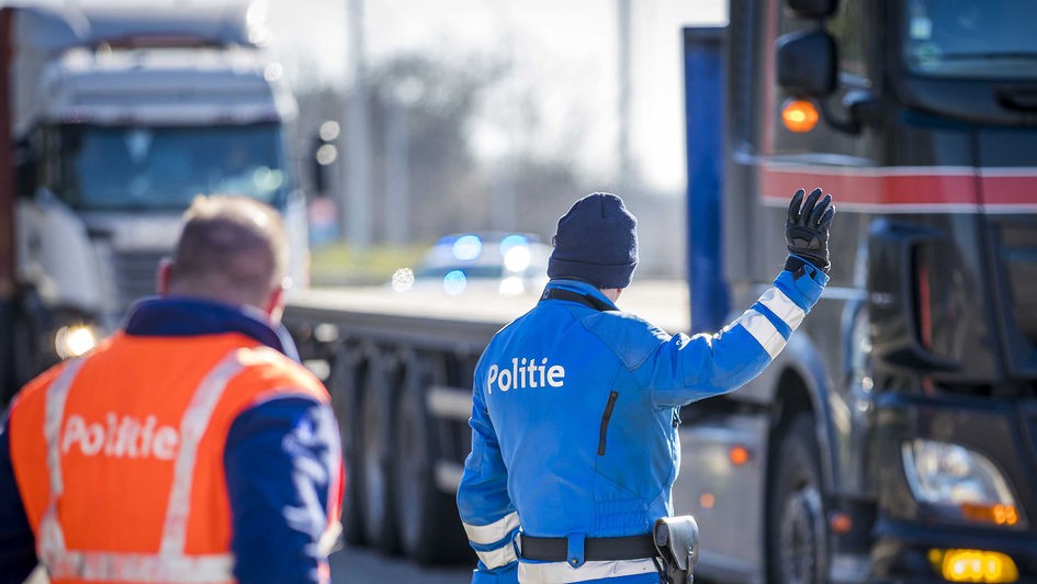 Vrachtwagencontrole in België: Overtreding door bijna elke tweede chauffeur