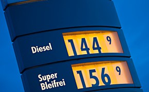 Kartellamt will Ölkonzernen Tankstellen-Kauf untersagen 