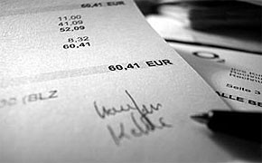 Mehr Unternehmen zahlen ihre Rechnungen wieder pünktlich