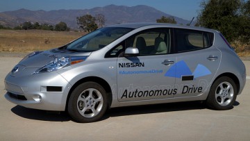 Sicherheitstechnik: Nissan setzt auf elektronische Co-Piloten