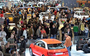 Automesse: 158.000 Besucher zur AMI-Halbzeit