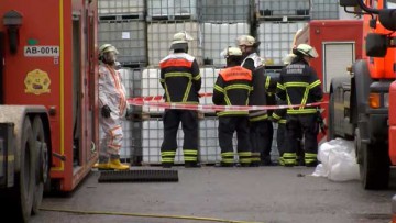 Chemieunfall im Hamburger Hafen beunruhigt Hansestadt