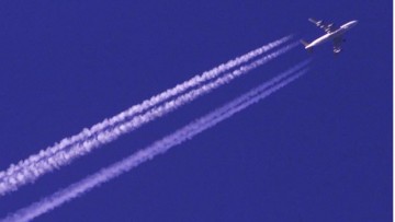 Trotz Protesten: Fluggesellschaften melden Emissionen
