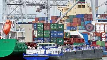 Rotterdamer Hafen stärkt intermodalen Vor- und Nachlauf 