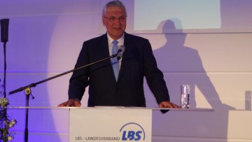Herrmann: Lkw-Verkehr auf Inntalautobahn vor weiteren Beschränkungen
