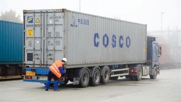Seaintel: Korruption verzögert Containerlieferungen