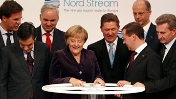 Merkel und Medwedew geben Gas-Pipline frei 
