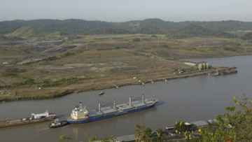 Panama lässt neuen Hafen am Kanal bauen