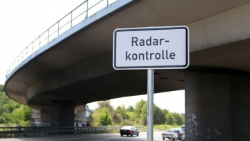 Hessen: Keine Schilderpflicht vor Radaranlagen