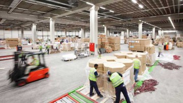 DB Schenker sichert sich Logistikfläche am GVZ Augsburg