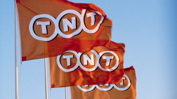 TNT Express testet extralange Trailer auf britischen Straßen 