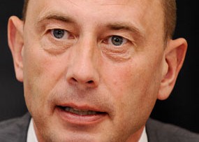 Ex-Verkehrsminister Tiefensee wird SPD-Wirtschaftssprecher