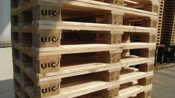 Produktion von Europaletten mit UIC-Einbrand gestartet