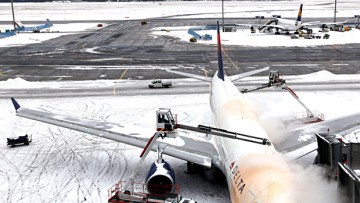 EU-Kommissar droht Flughäfen bei Versagen im Winter