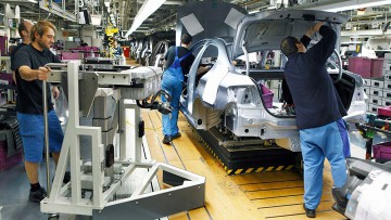 Lieferengpässe: Produktionsstopps bei BMW