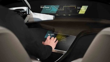 Neues BMW-Bedienkonzept: Das Cockpit wird zum Holo-Deck
