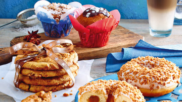 Baker & Baker Winter-Stars, Wintermuffin Lebkuchen Style, Filly Spekulatius Donut, Apple Cinnamon Cookie XL, Spekulatius Muffin