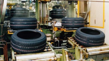 Continental Reifenproduktion