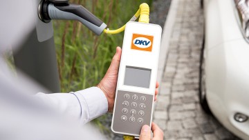 Elektromobilität: DKV kooperiert mit Ubitricity