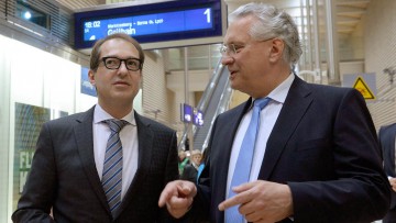 Herrmann gegen Dobrindt: Streit um Bundesautobahngesellschaft