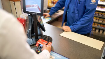 Bezahlen: Zahl der Girocard-Transaktionen wächst