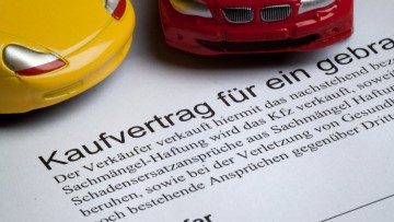 Falschangabe zu Unfallschäden: Gebrauchtwagen-Käuferin bekommt Geld zurück