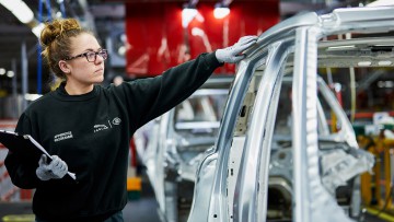 Expansion: Jaguar Land Rover setzt auf Frauenpower