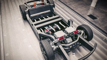 Neue E-Plattform für Sportwagen: Vier Motoren, 600 Kilometer Reichweite