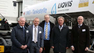 Alternative Kraftstoffe: LNG-Tankstelle in Berlin eröffnet