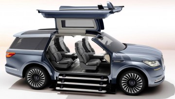 Lincoln Navigator Concept: SUV mit Showtreppe