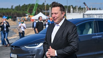 Gigafactory Berlin-Brandenburg: Nächste Woche sollen erste Tesla-Autos ausgeliefert werden