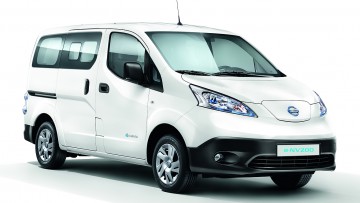 Nissan e-NV200: Nun auch als Bus für Gewerbetreibende