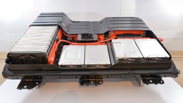Nissan: Mehr Kapazitäten für Lithium-Ionen-Batterien