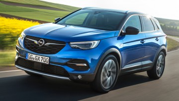 Opel Grandland X gegen Peugeot 3008: Konservativ oder extravagant