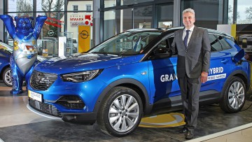 30 Jahre Vertragspartnerschaft: Opels Wegbereiter in Ostdeutschland