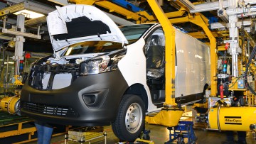 Einigung mit Gewerkschaften: PSA investiert in Opel-Werk in Luton