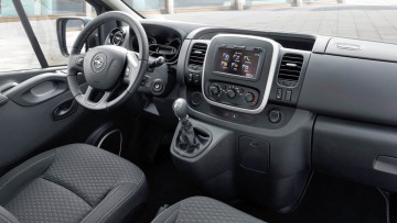 Opel Vivaro Tourer: Irmscher möbelt Innenraum auf