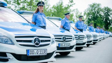 Mercedes und Renault: Polizei Sachsen fährt elektrisch