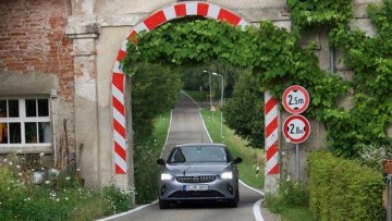 Opel Corsa-e im Test: Vorne mit dabei