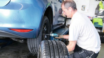 CPM: Kostenlose UVV-Prüfung beim Reifentausch