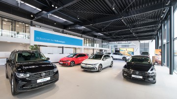 Scherer "Auto-Campus": Neues Showroom-Design von VW feiert Premiere