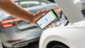 Skoda: App hört Autos auf Fehler ab