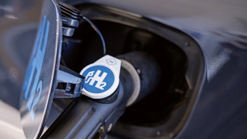 VdTÜV: Neues Merkblatt für Fahrzeugumbau auf Wasserstoff