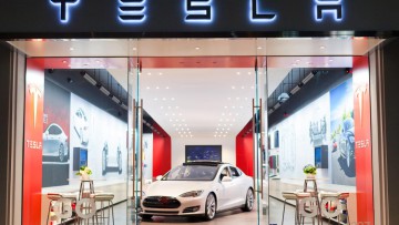 Tesla-Pläne: Bald auch Elektro-Lkw und -Busse?