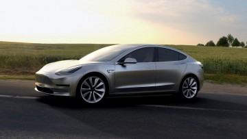 Model 3: Tesla meldet 325.000 Vorbestellungen