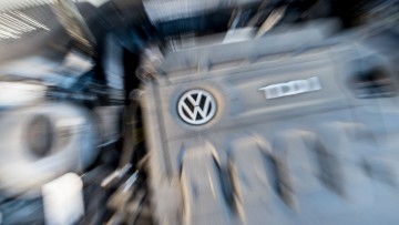 Abgasaffäre: VW bessert Diesel nach