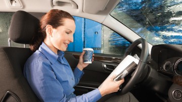 Anzeige: Drive-In – Der Komfort bei der Autowäsche