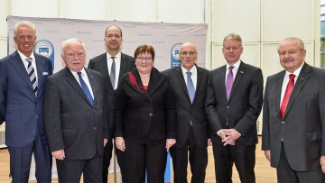 25 Jahre gesamtdeutscher ZDK: Kfz-Gewerbe feiert Zusammenschluss