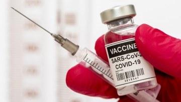 Pandemie: Corona-Schutzimpfung - Was Arbeitgeber wissen müssen
